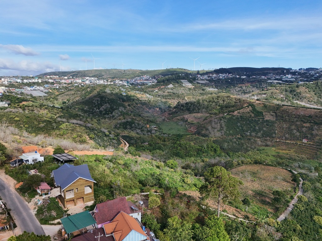 Slider Product Bán khu Đất 9000m2 hợp làm homestay, biệt thự vườn - 3 Mặt Tiền, View Hồ, rừng Thông, Điện Gió 2